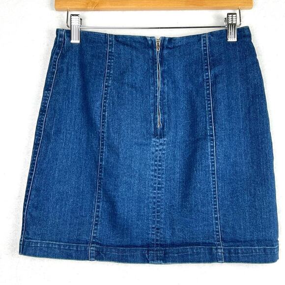 EUC Altar'd State M Stretchy Light Denim Back Zip A-Line Micro Mini Skirt - Picture 2 of 7